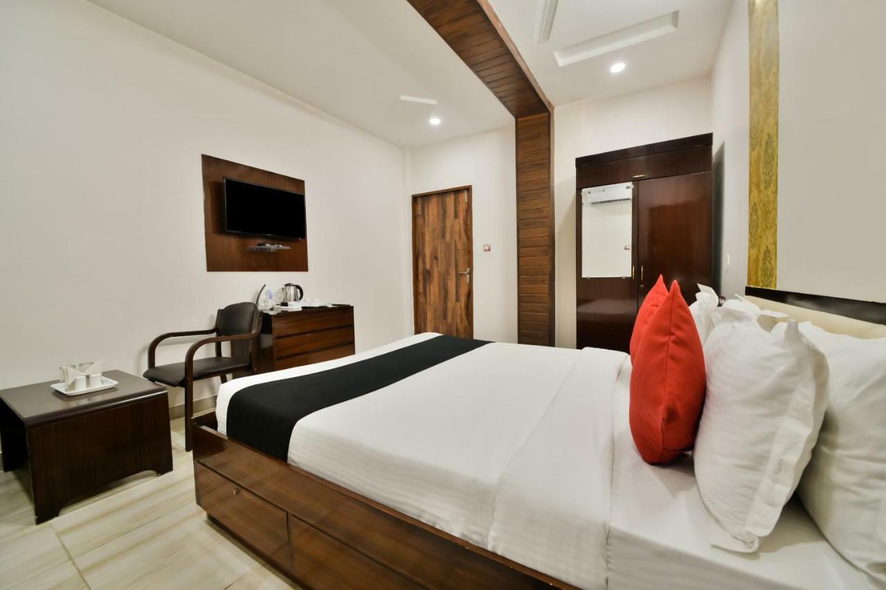 Capital O 39331 Hotel Retaj Bhilwara Екстер'єр фото